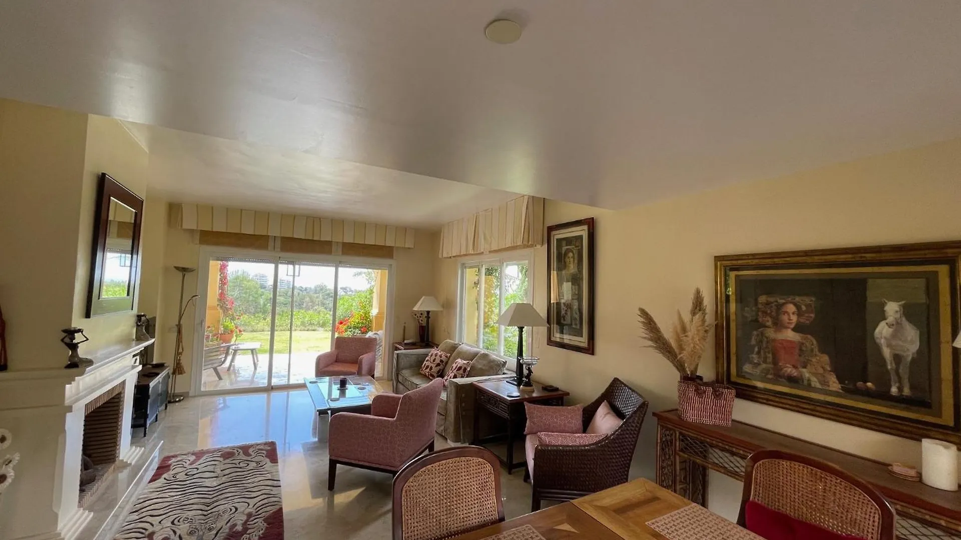 Golf Villa In Marbella, Frontline Golfvilla In Rioreal Golf