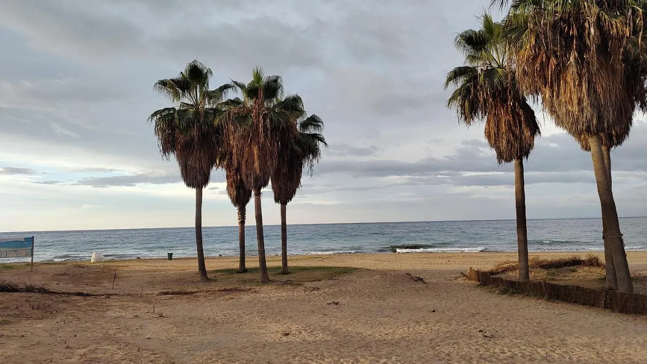 Golf Villa In Marbella, Frontline Golfvilla In Rioreal Golf