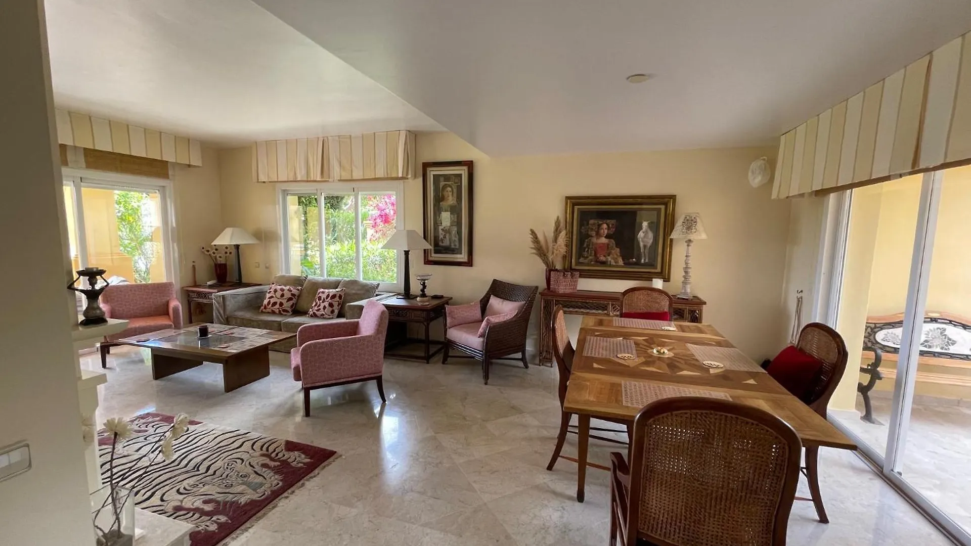 Golf Villa In Marbella, Frontline Golfvilla In Rioreal Golf Spain