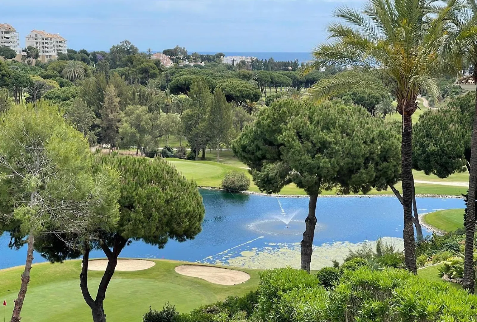 Golf Villa In Marbella, Frontline Golfvilla In Rioreal Golf